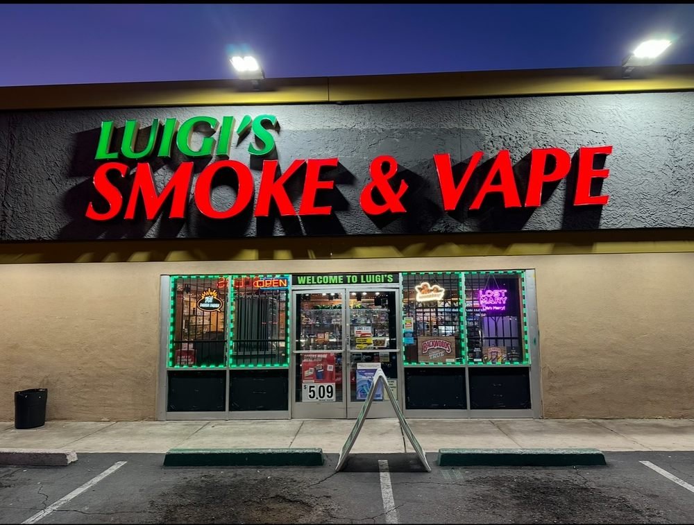 Luigis smoke shop